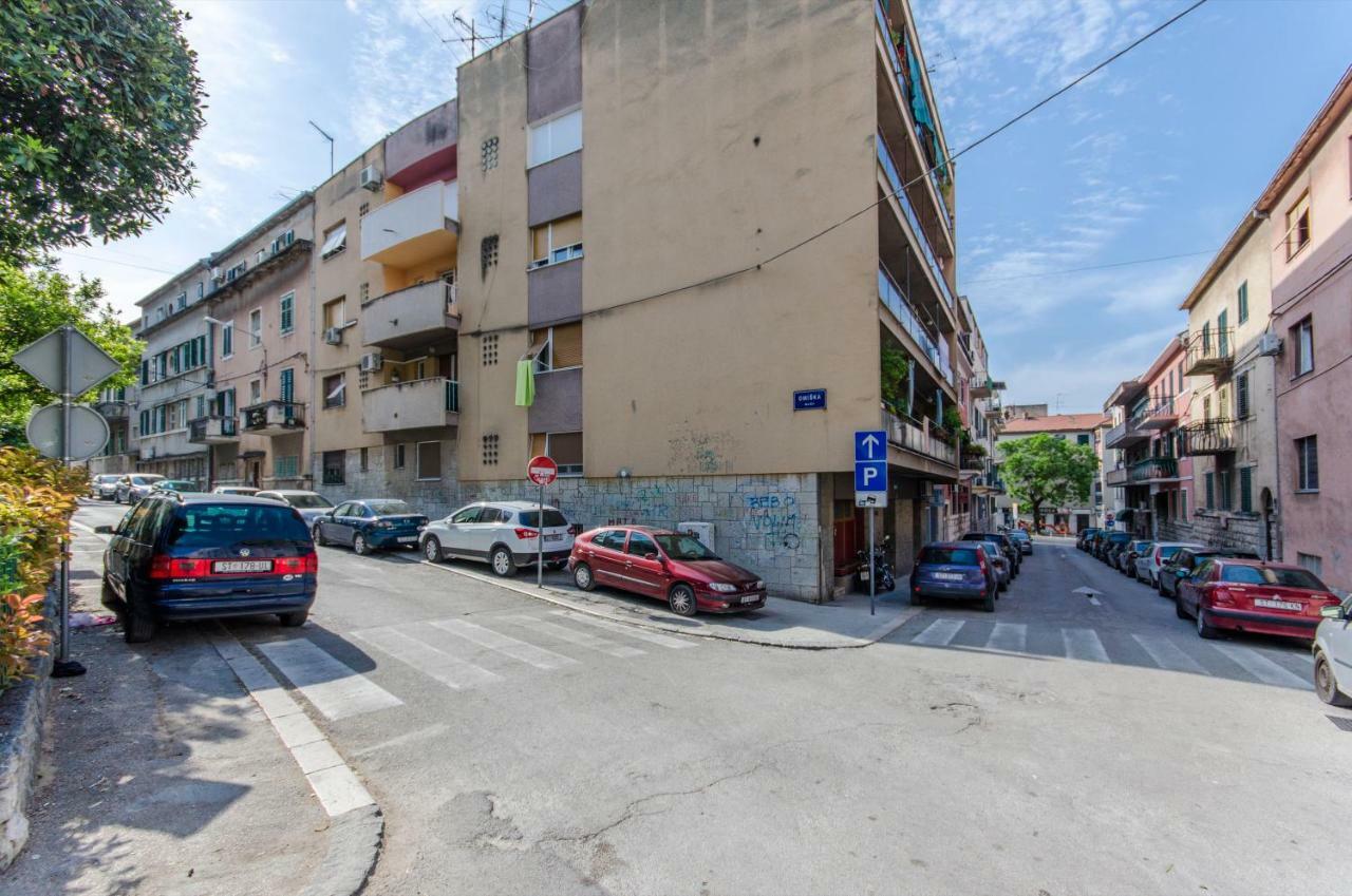 Apartment "Pomalo" Split Exterior foto